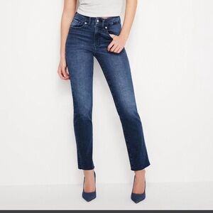 Good American Always Fits Straight Leg Jeans